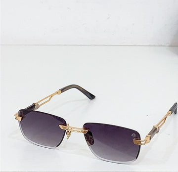 CA Luxury-Inspired Sunglasses