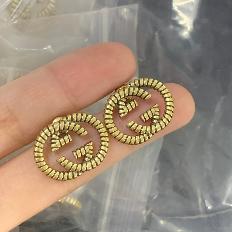 Elegant GG Letter Stud Earrings – Gold-Plated Minimal Luxe Code 1329