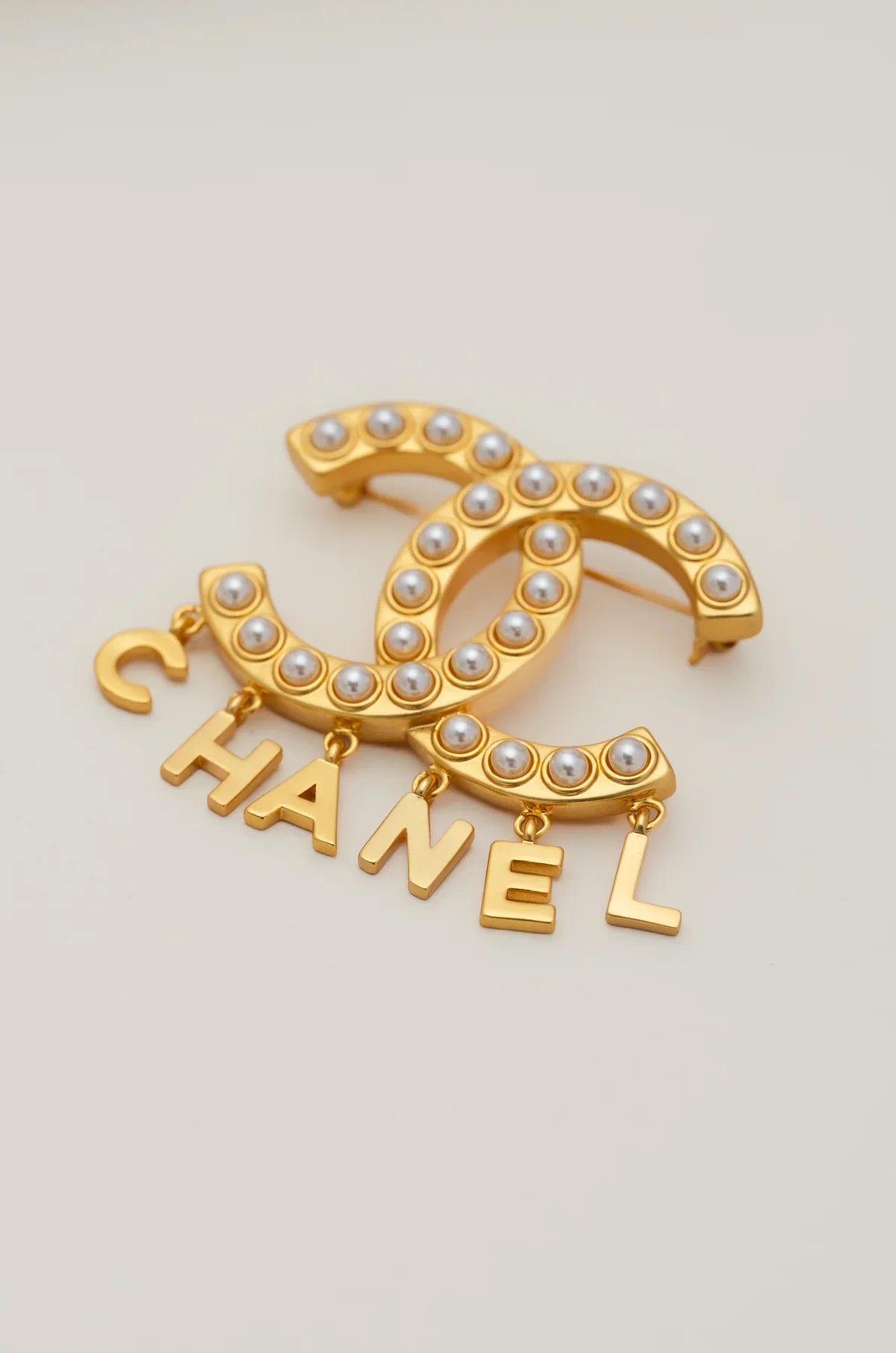 Exquisite Pearl Brooch