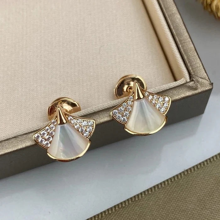 DIVAS' DREAM EARRINGS