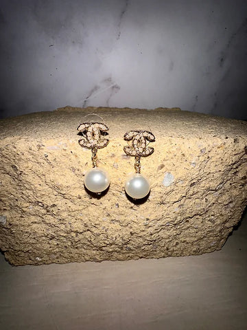 Emily pearl Earrings