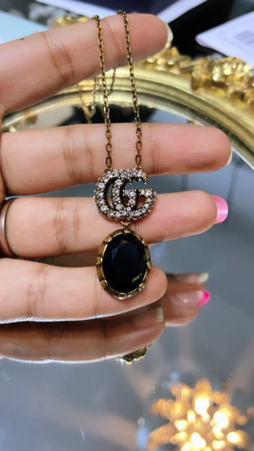 GG CRYSTAL PENDANT
