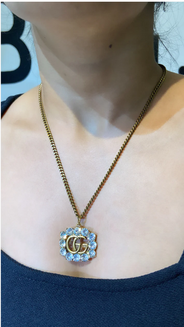 GG CRYSTAL PENDANT