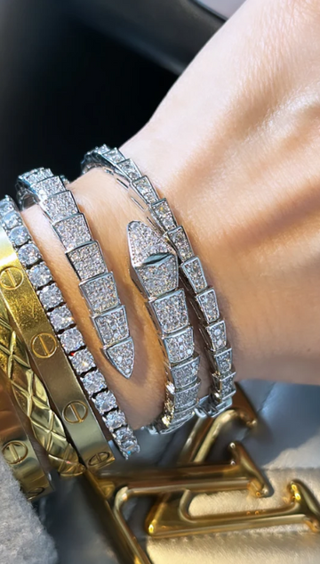 The large Diamonte snake bracelet