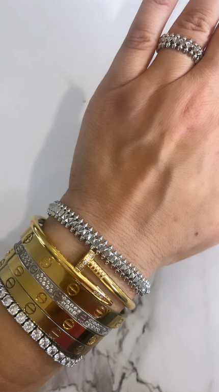 The Silver Preya Bangle