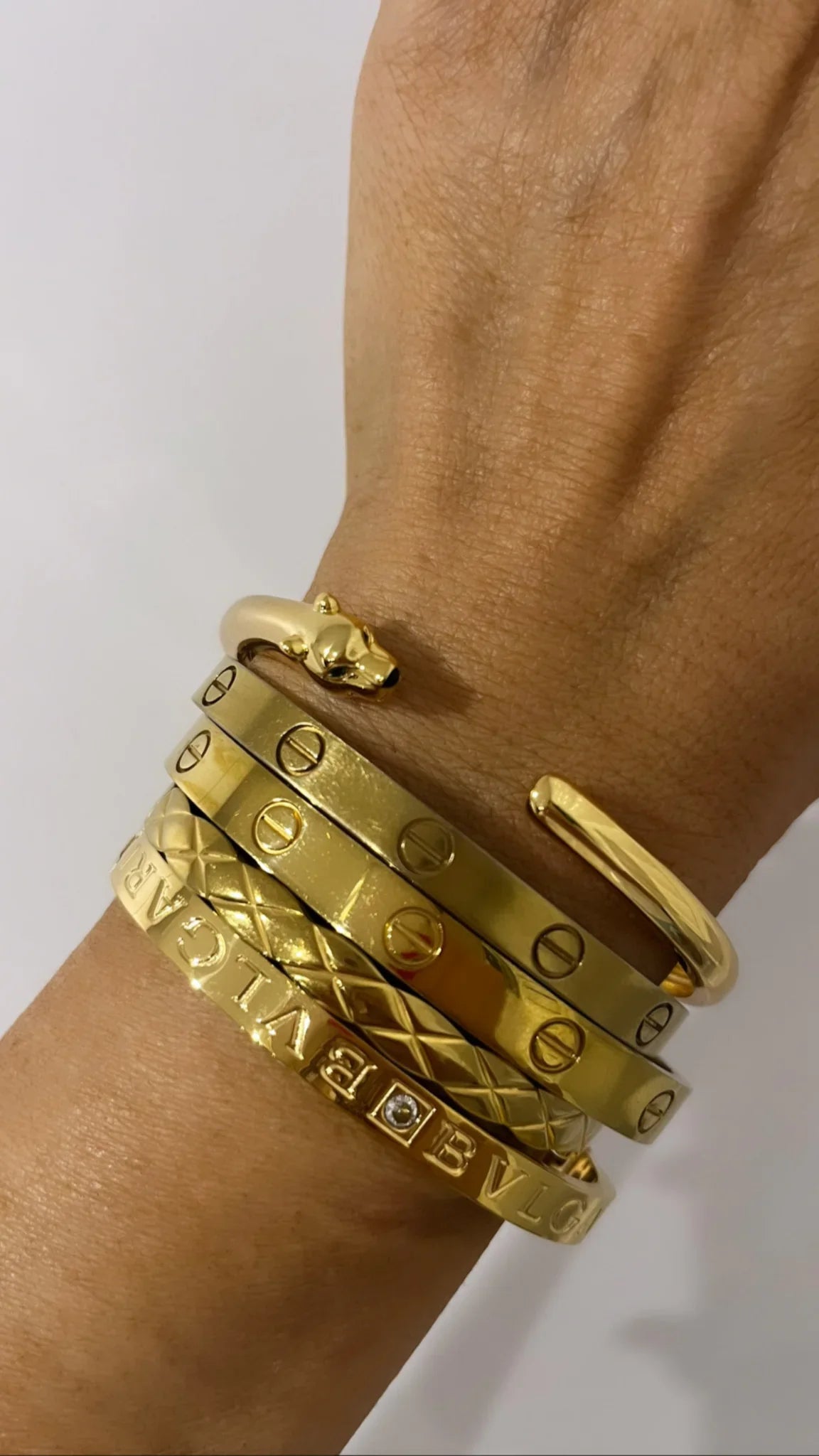 The small lioness bracelet